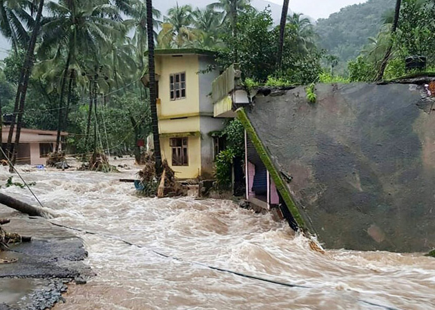 Grace Ministry Mangalore offered special prayers for Kerela Flood Victims at Prayer Center, Balmatta here on Friday 24, 2018 with the gathering. 